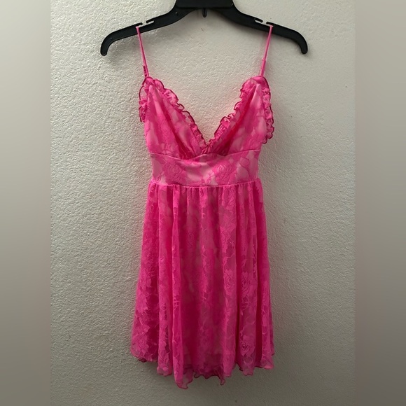 Lucy In The Sky  A-Lace Chemise A-line Dress in Vibrant Pink S - Picture 5 of 15